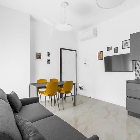 Mi Casa - Appartamento In Ponte Nuovo Milano Exteriör bild